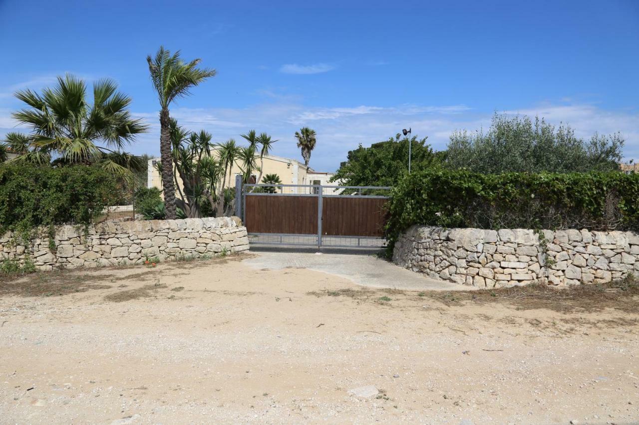 Ville Vendicari Al Mare Reitani Buitenkant foto